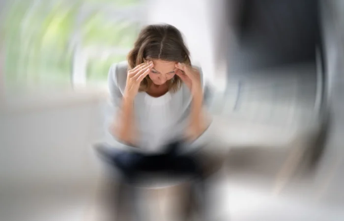 roi-loan-tien-dinh-va-vai-tro-cua-xoa-bop-bam-huyet-vishi-care