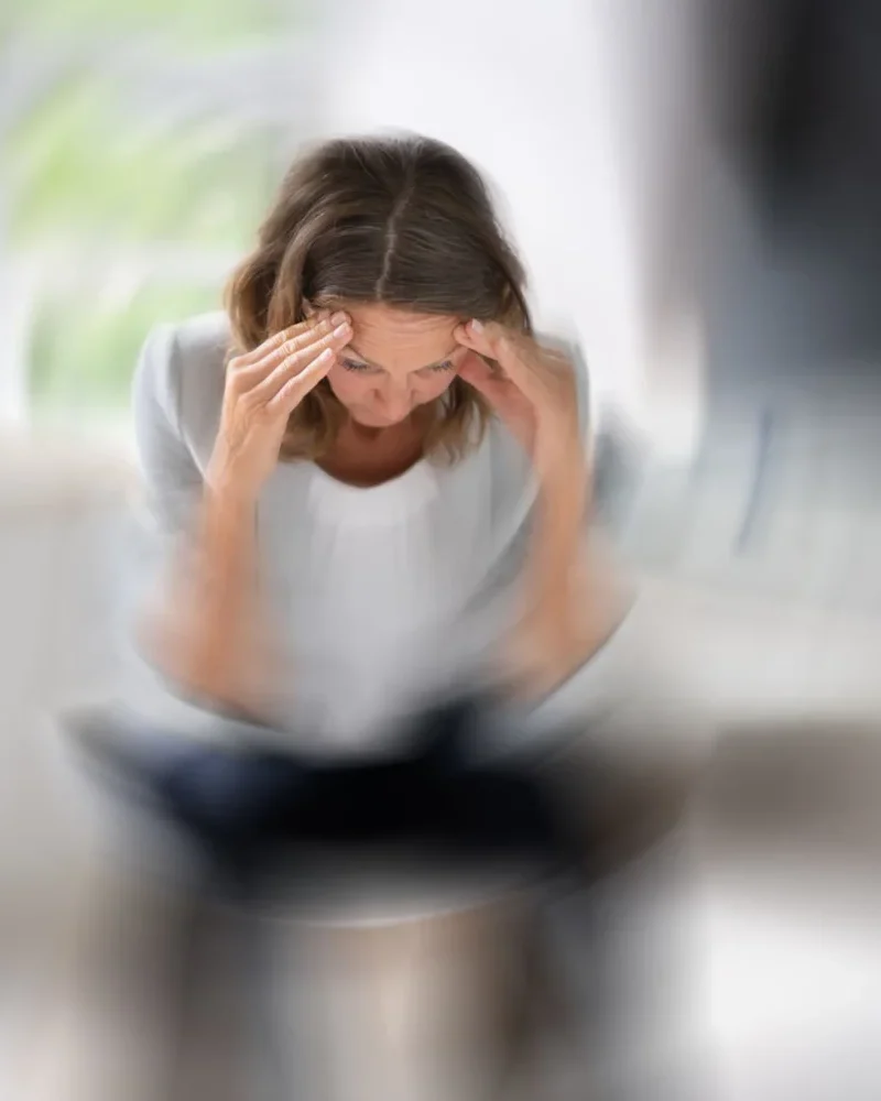 roi-loan-tien-dinh-va-vai-tro-cua-xoa-bop-bam-huyet-vishi-care